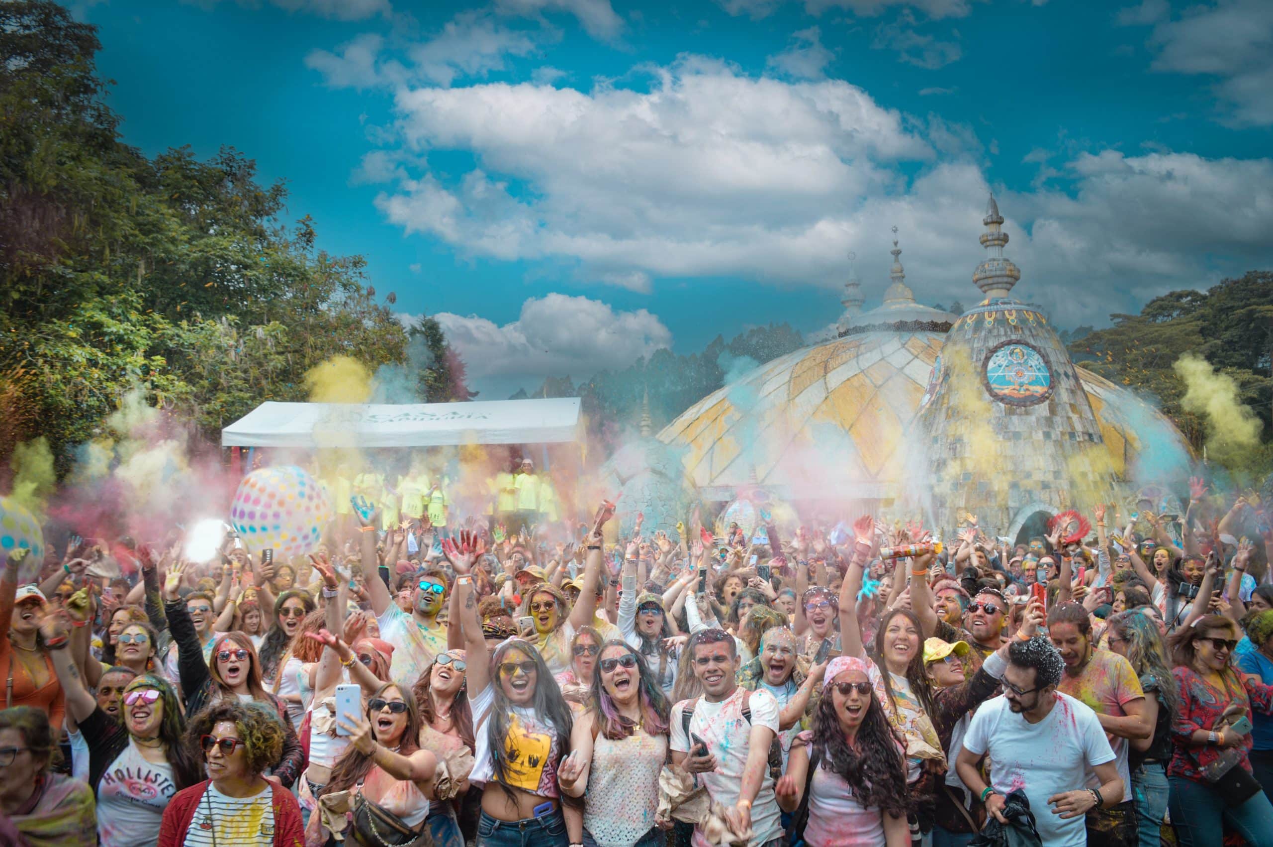 COLOR FEST: ¡Una Celebración de Colores y Alegría!